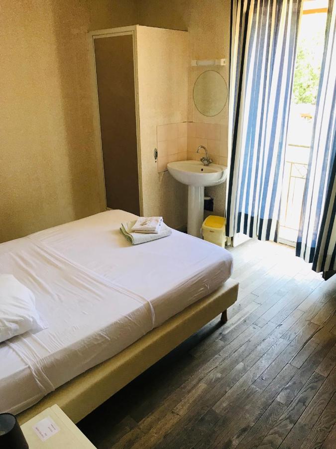 Hotel De La Gare Verchamp Extérieur photo